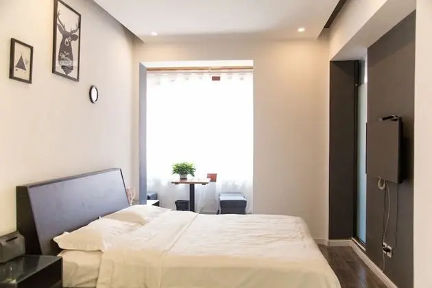 Economy Tek Büyük Yataklı Oda