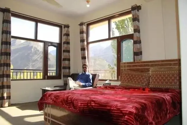 Standard Tek Büyük veya İki Ayrı Yataklı Oda