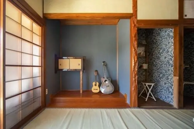Ortak Ranzalı Oda, Karma Ranzalı Oda (1 Futon)