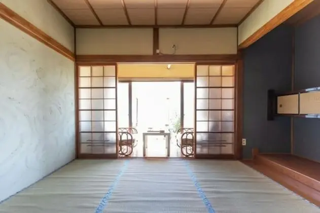 Ortak Ranzalı Oda, Karma Ranzalı Oda (1 Futon)