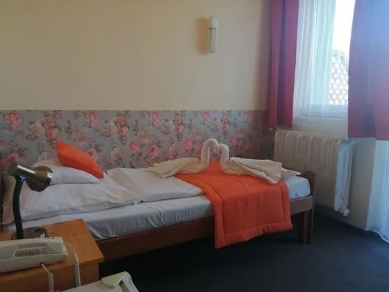 Basic Tek Kişilik Oda