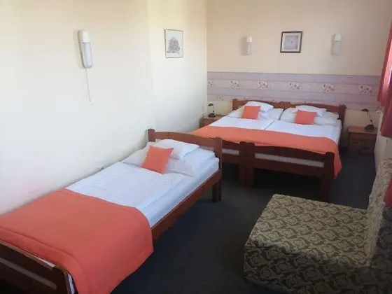 Comfort Dört Kişilik Oda