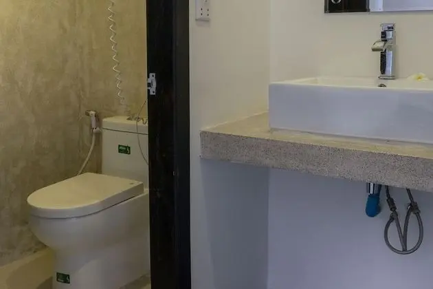 Deluxe Tek Kişilik Oda, Havuz Manzaralı