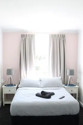 Economy Tek Büyük Yataklı Oda