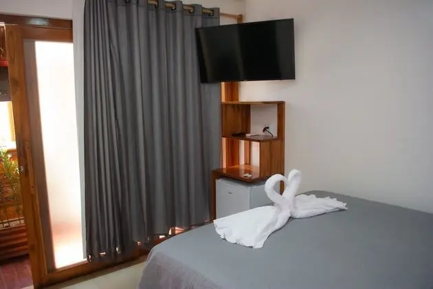 Traditional Tek Büyük Yataklı Oda