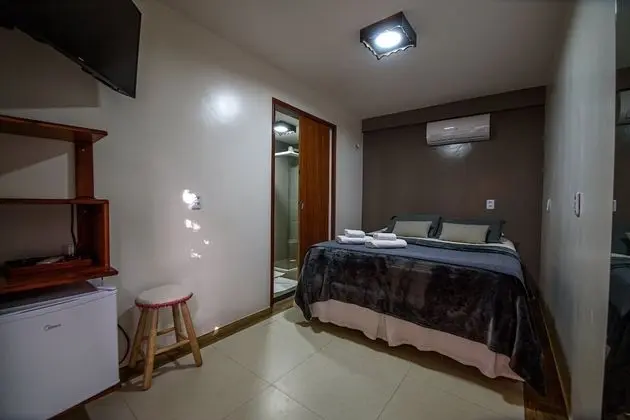 Traditional Tek Büyük Yataklı Oda