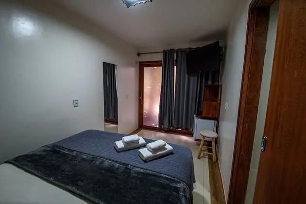 Traditional Tek Büyük Yataklı Oda