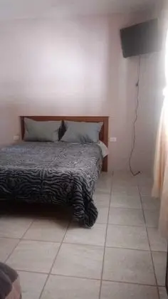 Basic Cabin, 3 Double Beds