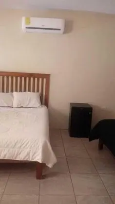 Basic Cabin, 3 Double Beds