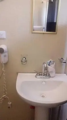 Basic Cabin, 3 Double Beds