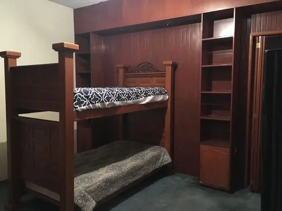 Ortak Ranzalı Oda, Birden Çok Yatak