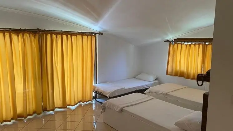 Aile Odası, Kısmi Deniz Manzaralı
