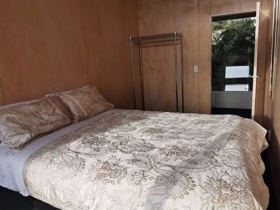 Standard Oda, 1 Büyük (Queen) Boy Yatak