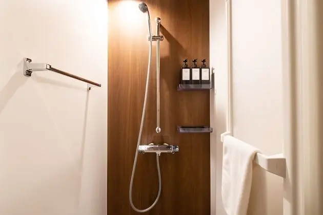 Standard Dört Kişilik Oda, Sigara İçilmez