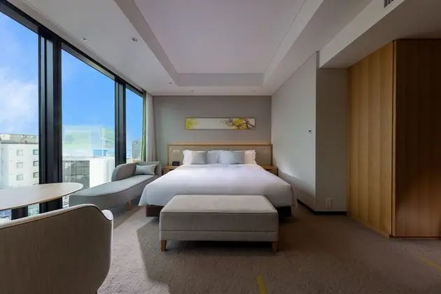 Deluxe Tek Büyük Yataklı Oda, 1 En Büyük (King) Boy Yatak, Sigara İçilmez (Premium, 10th-12th Floor)