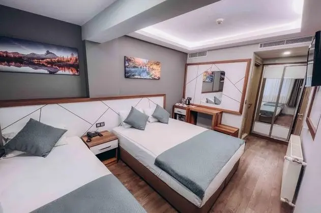Aile Odası, Şehir Manzaralı