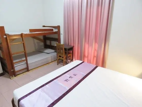 Dört Kişilik Oda, Ortak Banyo