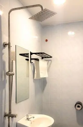 Basic Tek Büyük Yataklı Oda (Dual Queen)