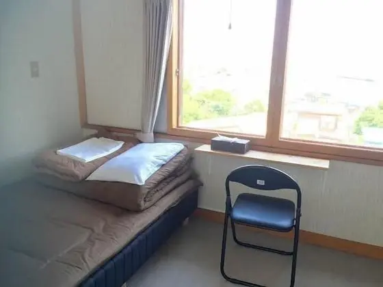 İki Ayrı Yataklı Oda, Sigara İçilmez, Ortak Banyo
