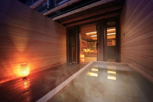Luxury Dört Kişilik Oda, Birden Çok Yatak, Sigara İçilmez (Japanese Western Style, Open-air Bath)