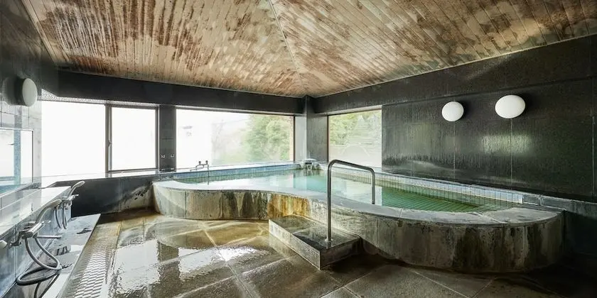 Basic Daire, 5 Yatak Odası, Balkon