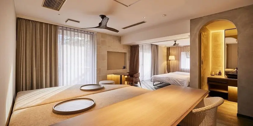 Basic Daire, 5 Yatak Odası, Balkon
