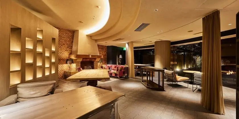 Basic Daire, 5 Yatak Odası, Balkon