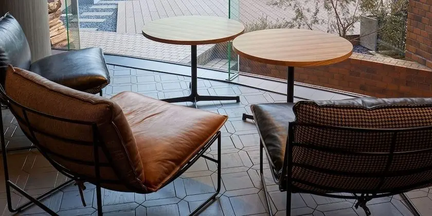 Basic Daire, 5 Yatak Odası, Balkon