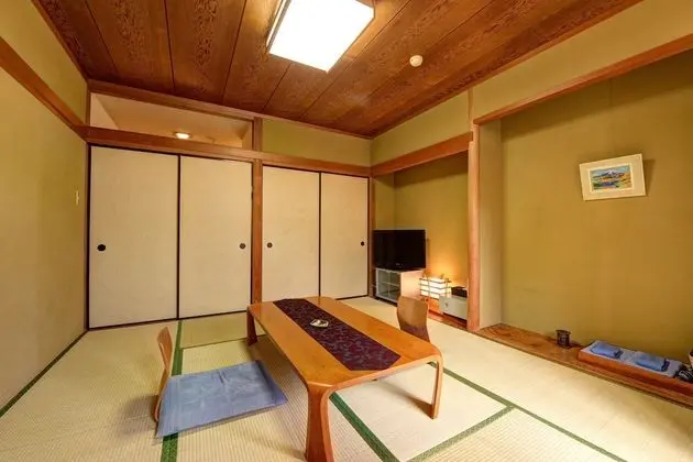 Traditional Oda