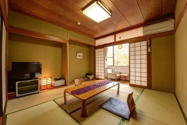 Traditional Oda