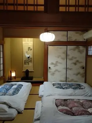 Traditional Oda (Japanese Style, for 5 Guests)