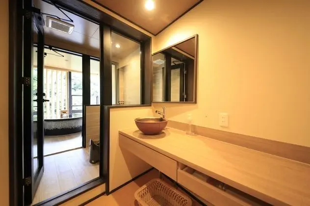 Traditional Oda, Sigara İçilmez, Nehir Manzaralı (Open-Air Bath - Breakfast + Dinner In)