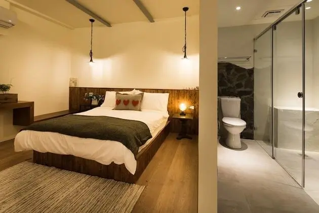 Comfort Tek Büyük Yataklı Oda (101)
