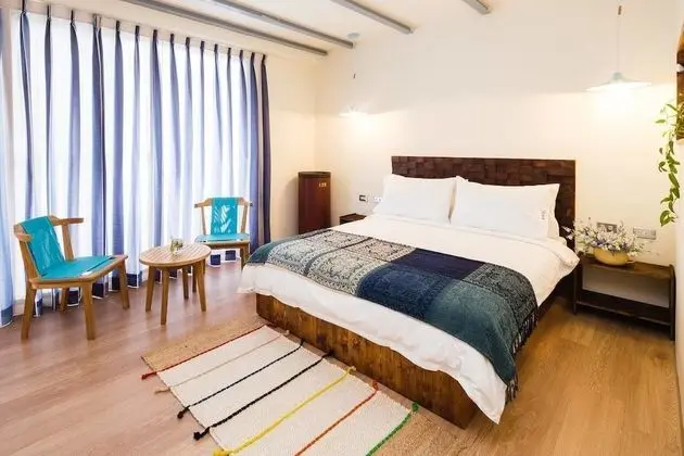 Deluxe Tek Büyük Yataklı Oda, Balkon, Plaj Manzaralı (201)