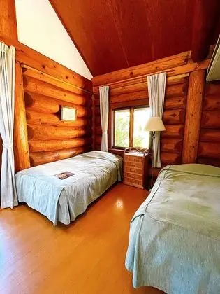 Deluxe İki Ayrı Yataklı Oda (122,123 Log Hotel, 2nd Floor)