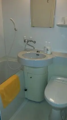 İki Ayrı Yataklı Oda, Sigara İçilmez