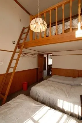 Economy Çatı Katı (Loft), 5 Yatak Odası, Ortak Banyo (202-205,3beds+2beds in a loft)