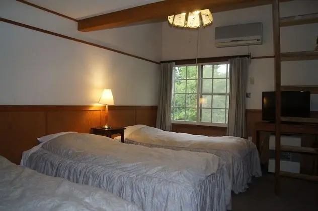 Economy Çatı Katı (Loft), 5 Yatak Odası, Ortak Banyo (202-205,3beds+2beds in a loft)
