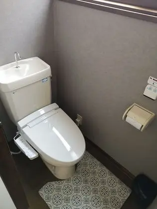 İki Ayrı Yataklı Oda, Ortak Banyo (with Private Toilet)