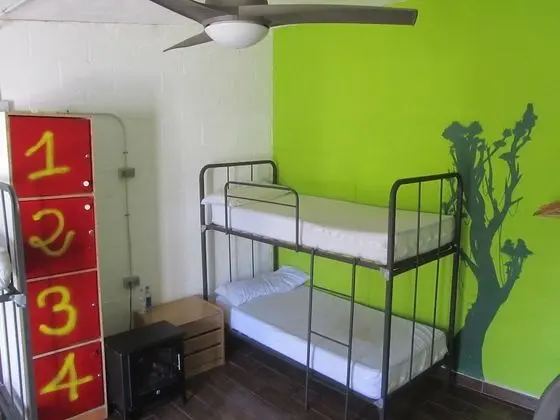 Ortak Ranzalı Oda, Karma Ranzalı Oda, Ortak Banyo (8 pax)