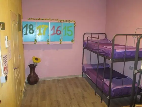 Ortak Ranzalı Oda, Sadece kadınlar için, Özel Banyo (4 pax)