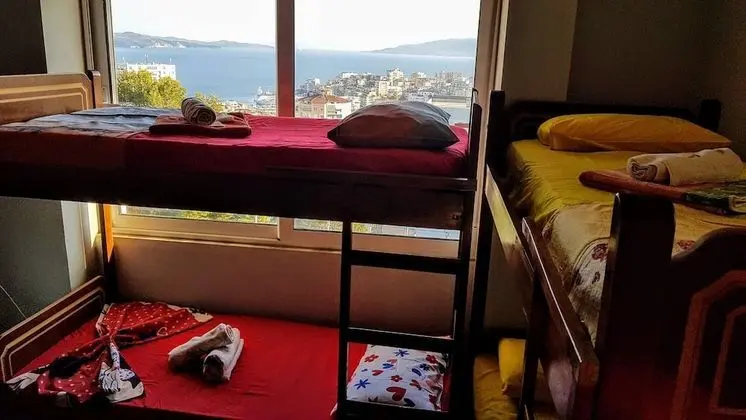 Bed in 14-Beds Shared Mixed Dormitory, Balcony, Sea View