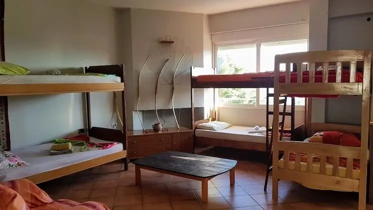 Bed in 14-Beds Shared Mixed Dormitory, Balcony, Sea View