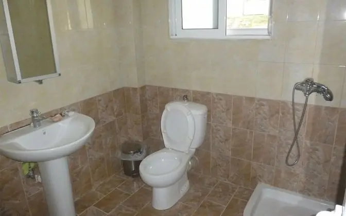 Bed in 8-Beds Shared Female Dormitory, Balcony, Sea View