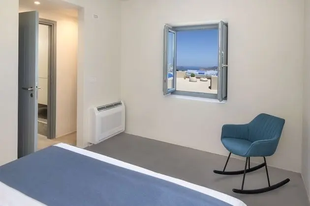 Beyond Suite with Outdoor Jacuzzi