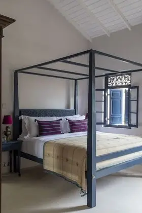 Üç Kişilik Oda (with 10% off on selected wines)