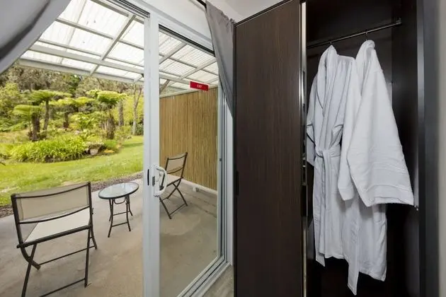 Deluxe Tek Büyük Yataklı Oda, 1 Büyük (Queen) Boy Yatak, Veranda, Bahçe Manzaralı