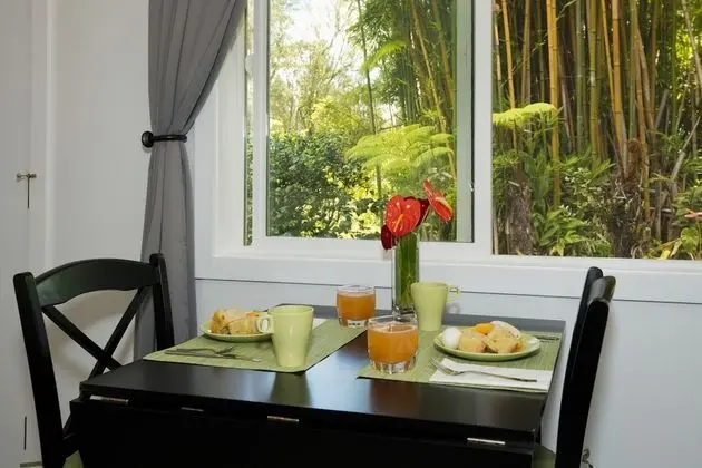 Deluxe Tek Büyük Yataklı Oda, 1 Büyük (Queen) Boy Yatak, Veranda, Bahçeli