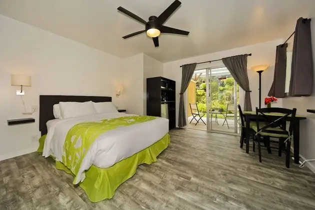 Tek Büyük Yataklı Oda, 1 Büyük (Queen) Boy Yatak, Veranda, Bahçe Manzaralı