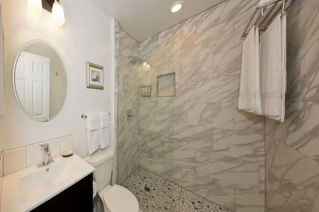 Tek Büyük Yataklı Oda, 1 Büyük (Queen) Boy Yatak, Veranda, Bahçe Manzaralı